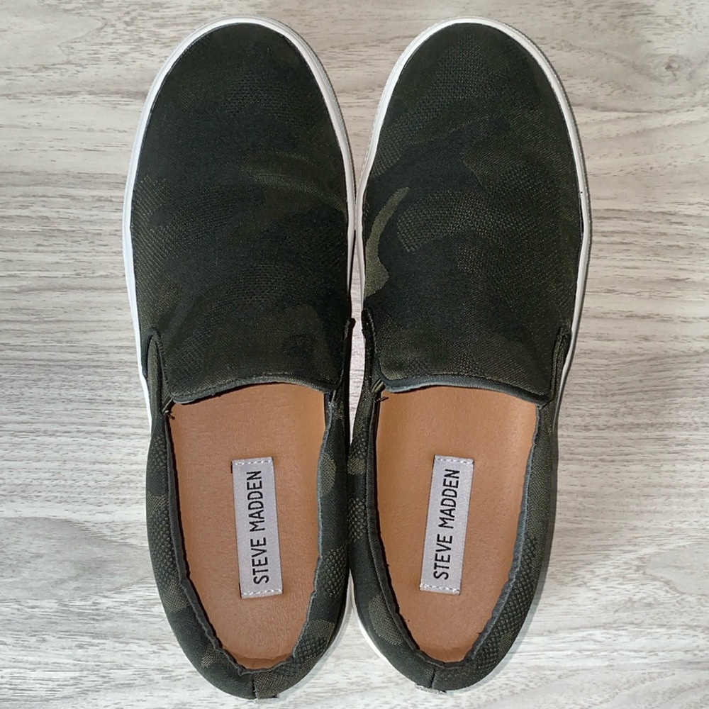 Steve Madden Camo Slip ons